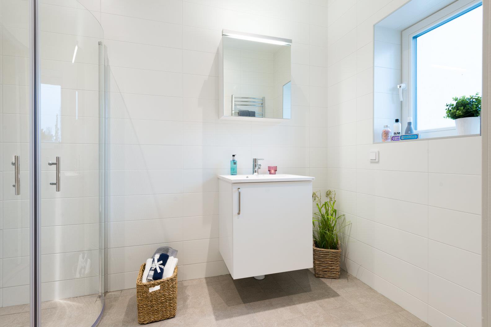 10 SNYGGA PARVILLOR (endast 1 hus kvar)