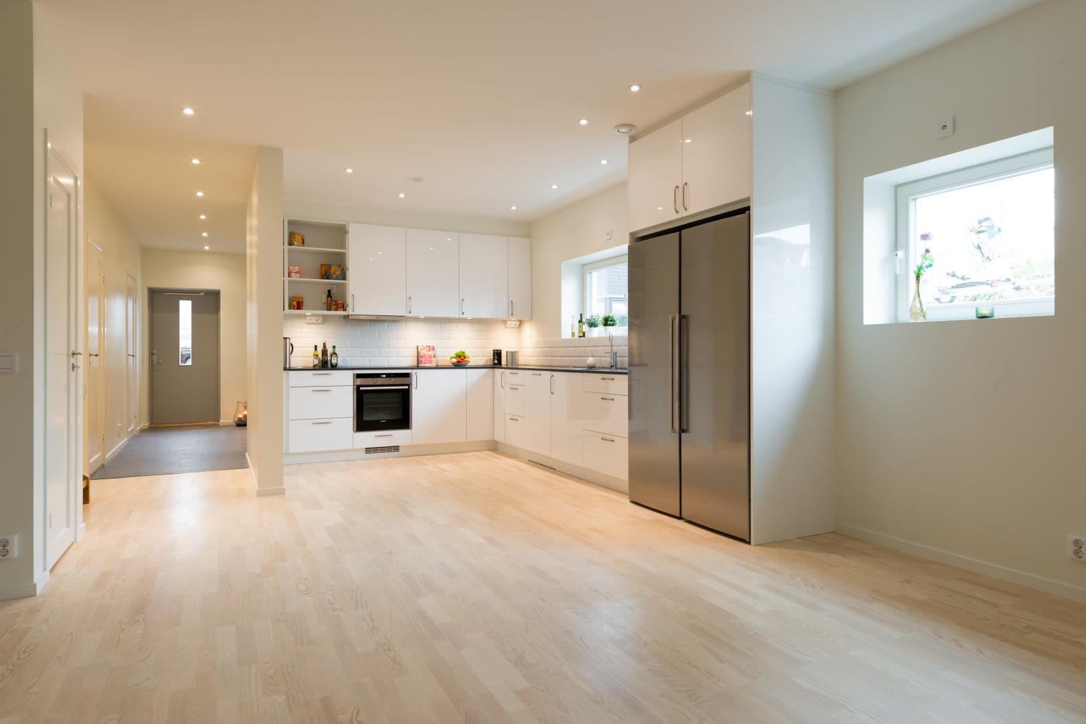 10 SNYGGA PARVILLOR (endast 1 hus kvar)