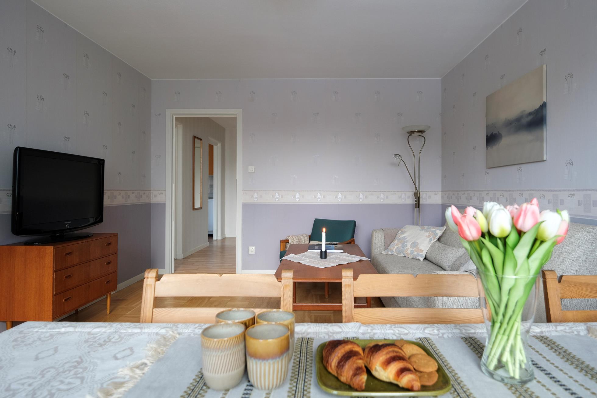 Välplanerad gavel-3:a med låg avgift och centralt läge