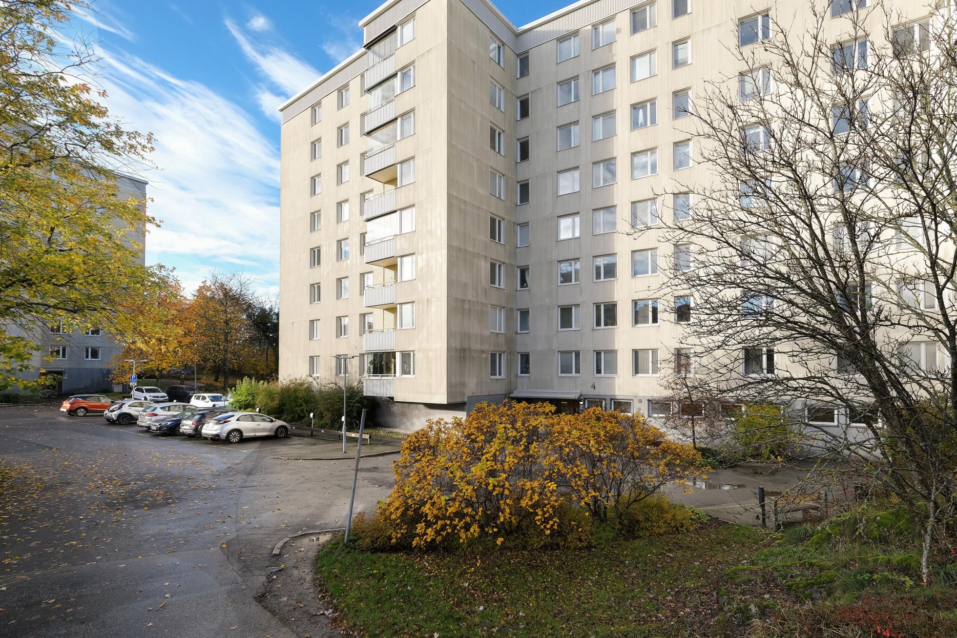 Välplanerad gavel-3:a med låg avgift och centralt läge