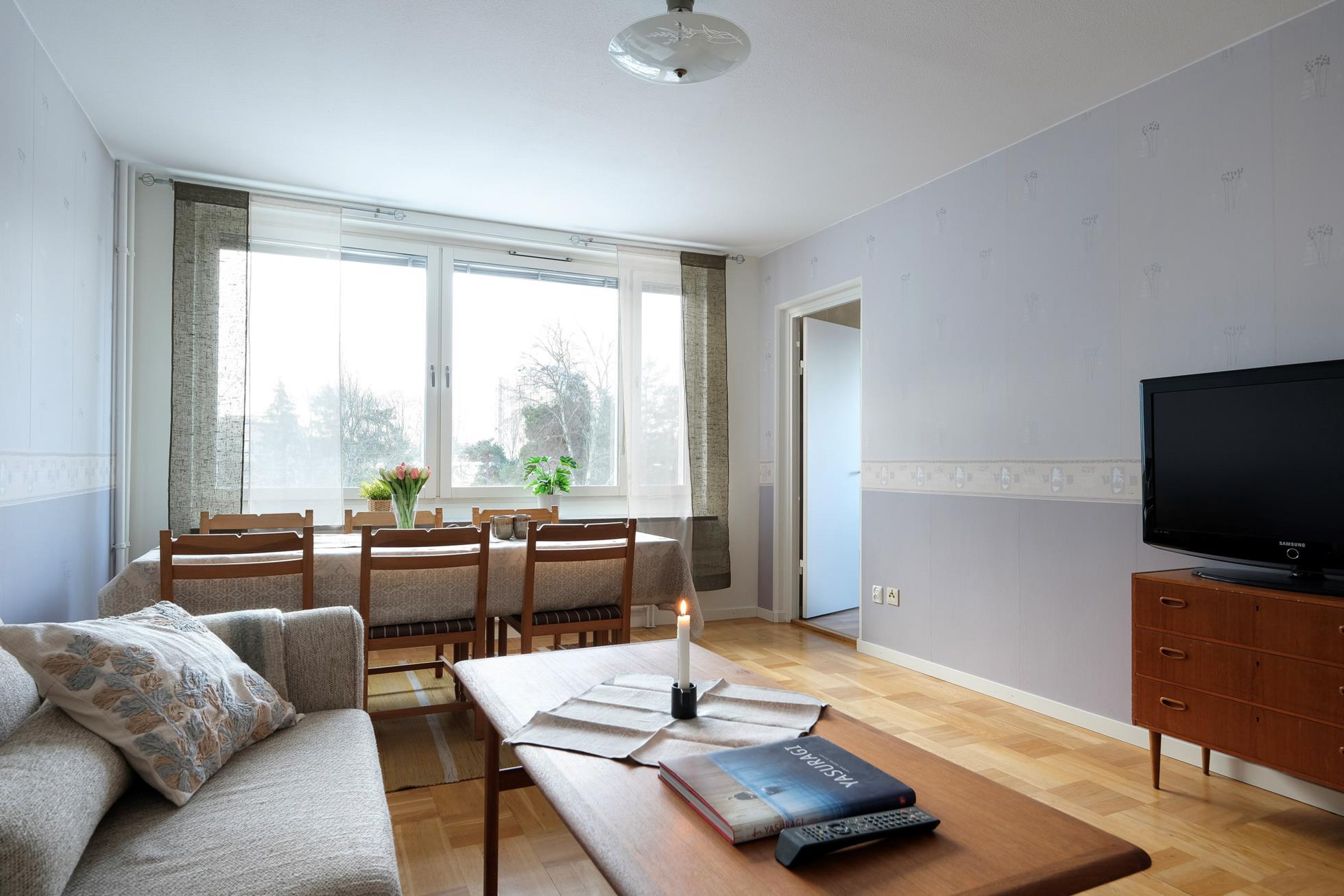 Välplanerad gavel-3:a med låg avgift och centralt läge