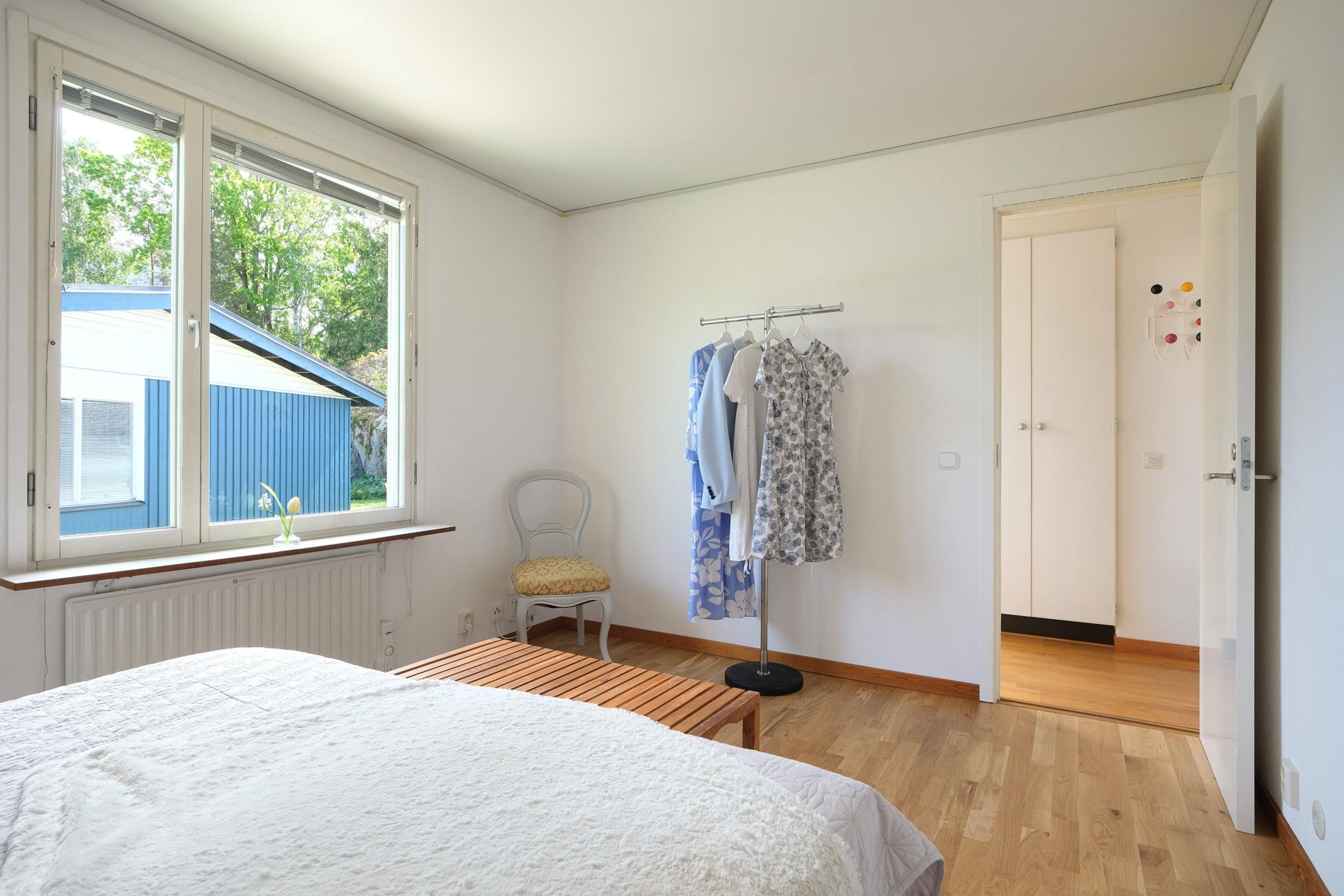 Äntligen är ett av få 1-plans gavelradhus på 89 kvm till salu!