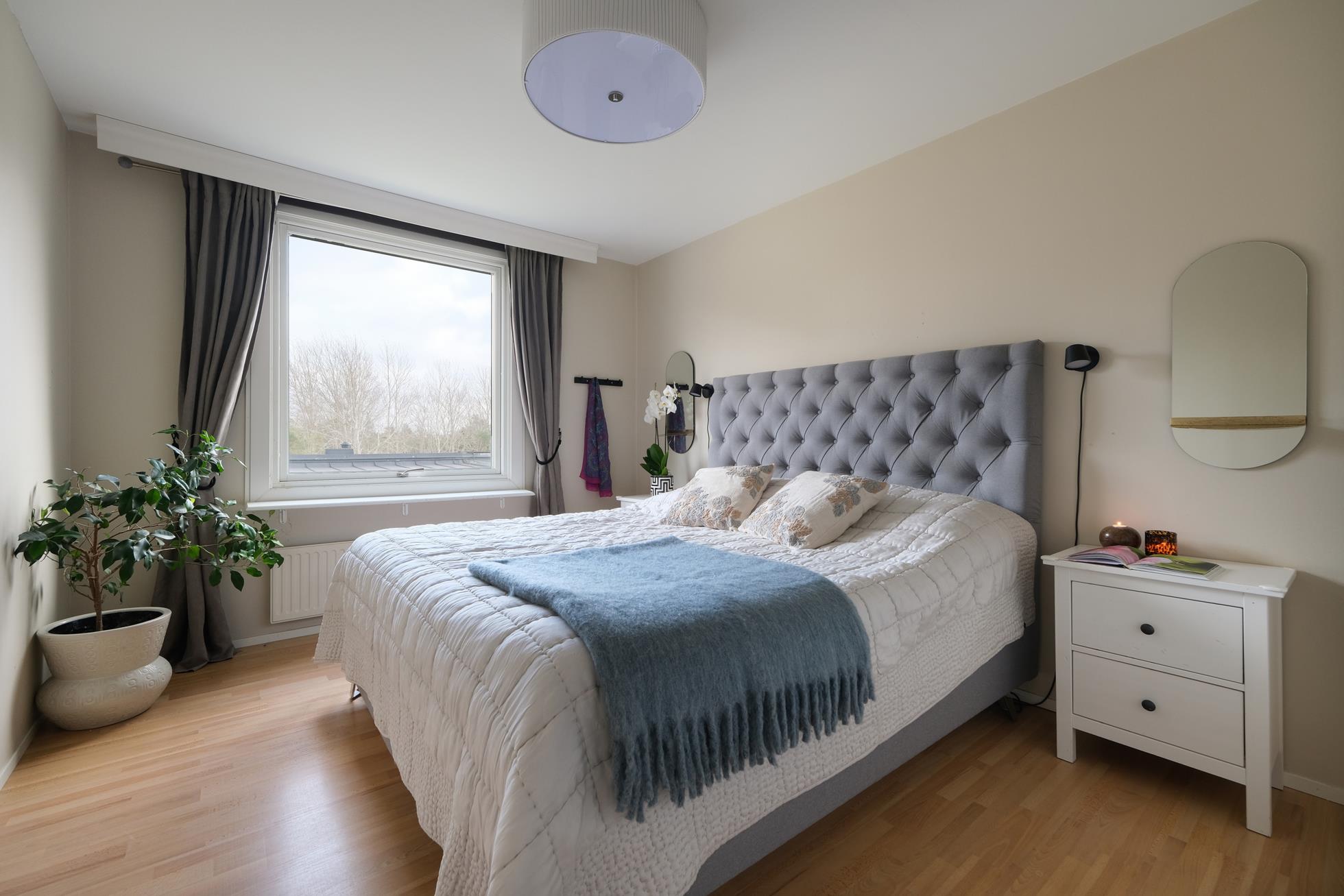 Stort och mycket fint renoverat radhus på hela 156 kvm